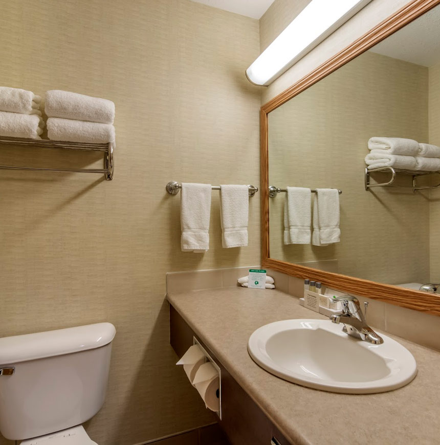 Double Queen Kitchenette Room